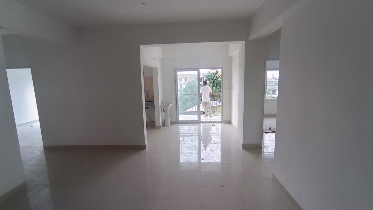 Unfurnished 3bhk in Sixmile for Rent